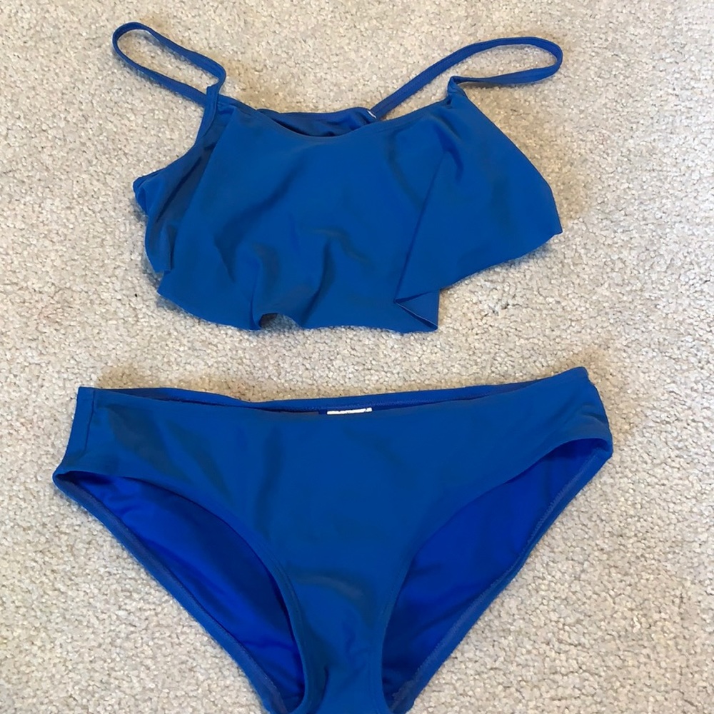 girls bathing suit